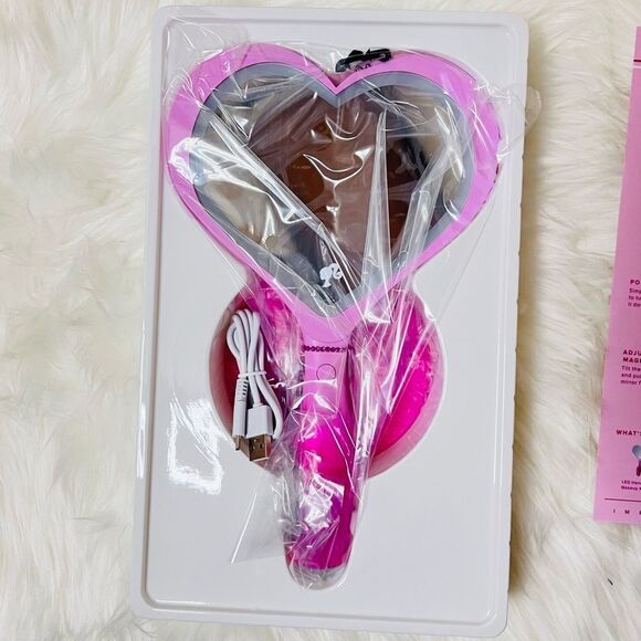 Barbie Hand Held Mirror - Picture 4 of 8